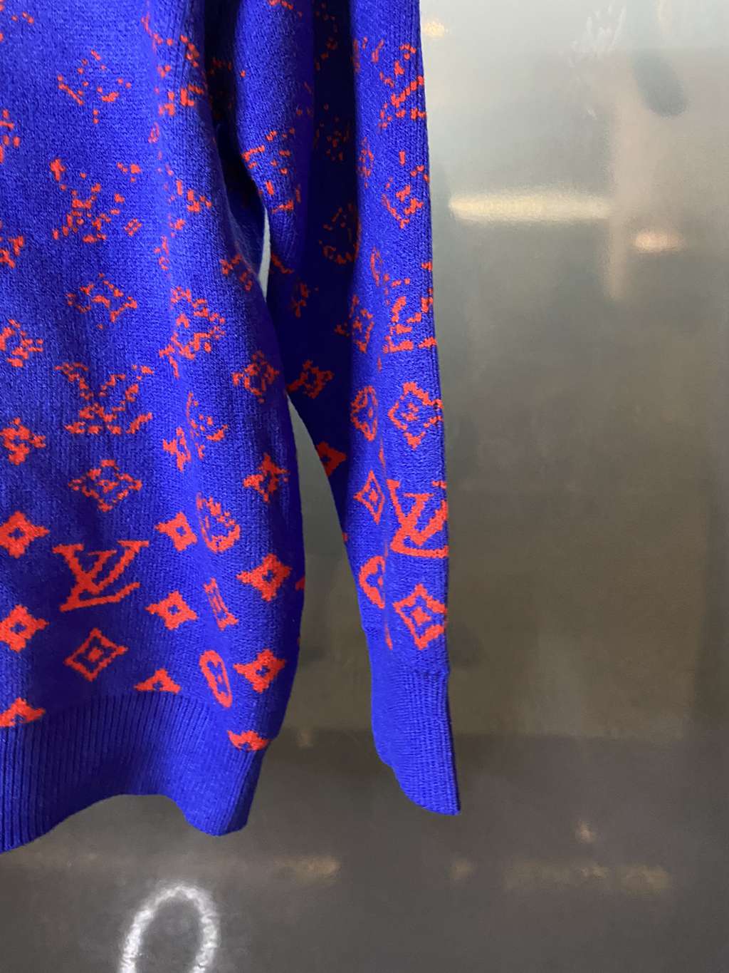 LV